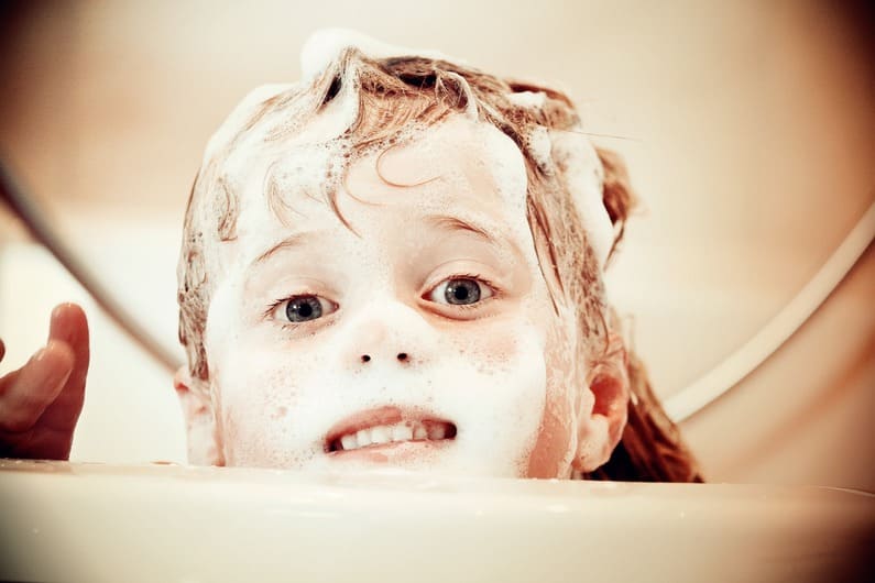 Die 10 besten Shampoos gegen Schuppenflechte