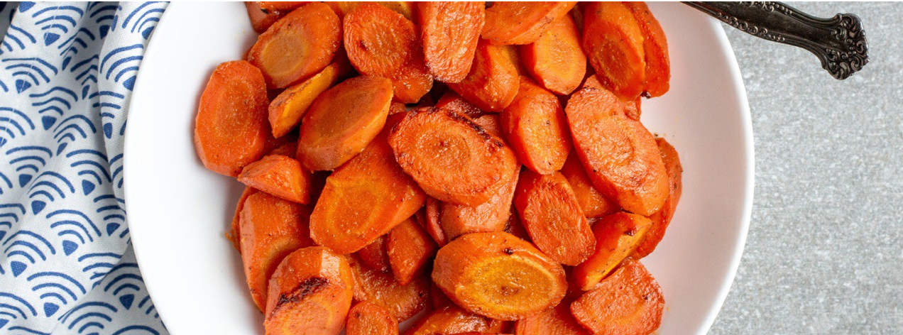 gebackene Möhren mit Ahornsirup und Orange