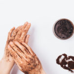 Mechanisches Peeling: Vielseitig und für (fast) jeden Hauttyp geeignet